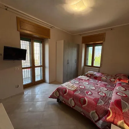 Central Pompei Rooms 3* Помпеи