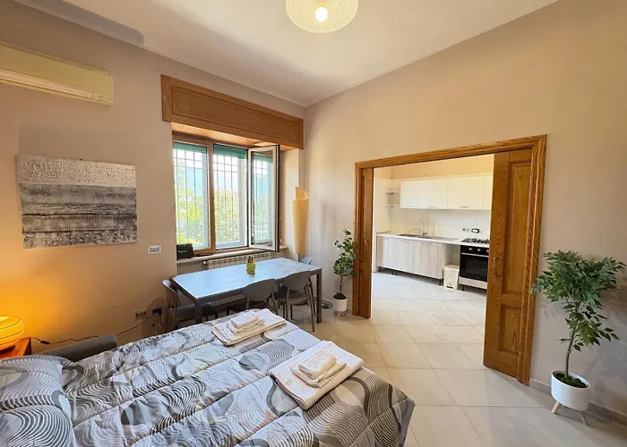 Гостевой дом Central Pompei Rooms 3*