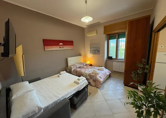 Central Pompei Rooms 3* Помпеи